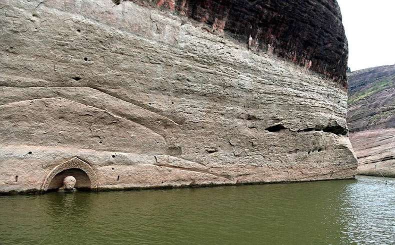 Reaparece un Buda de 600 años de antigüedad.