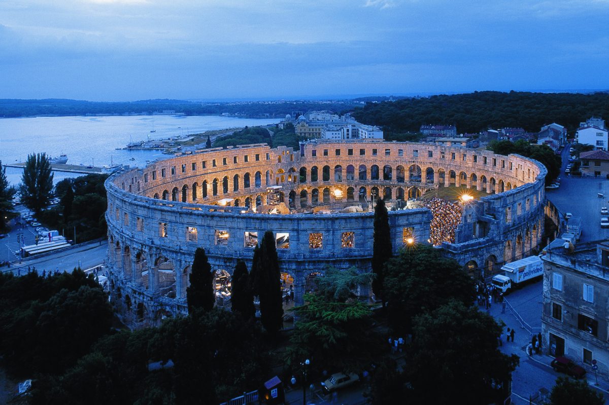 Anfiteatro de Pula.