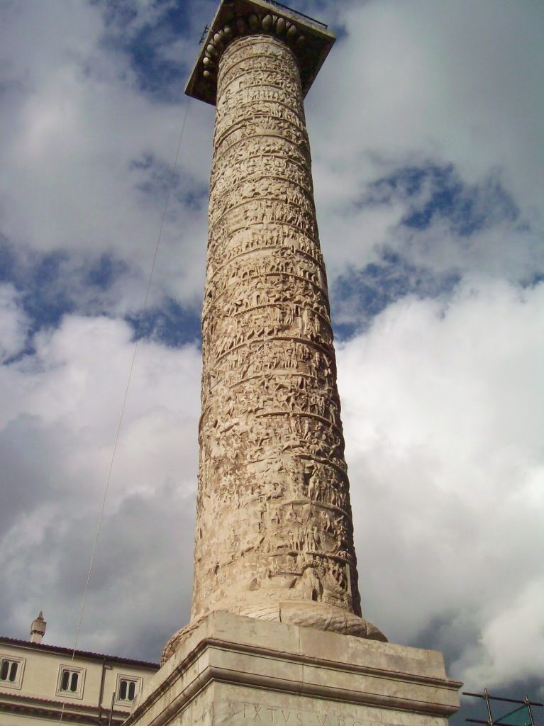 Columna conmemorativa de Marco Aurelio, Roma (Italia).