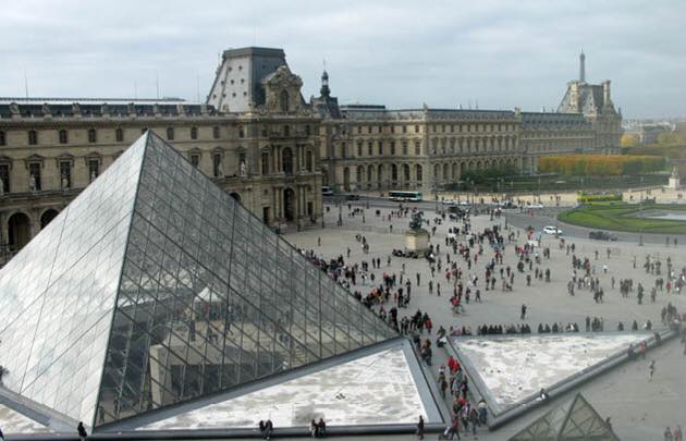 Museo del Louvre, Paris (Francia).