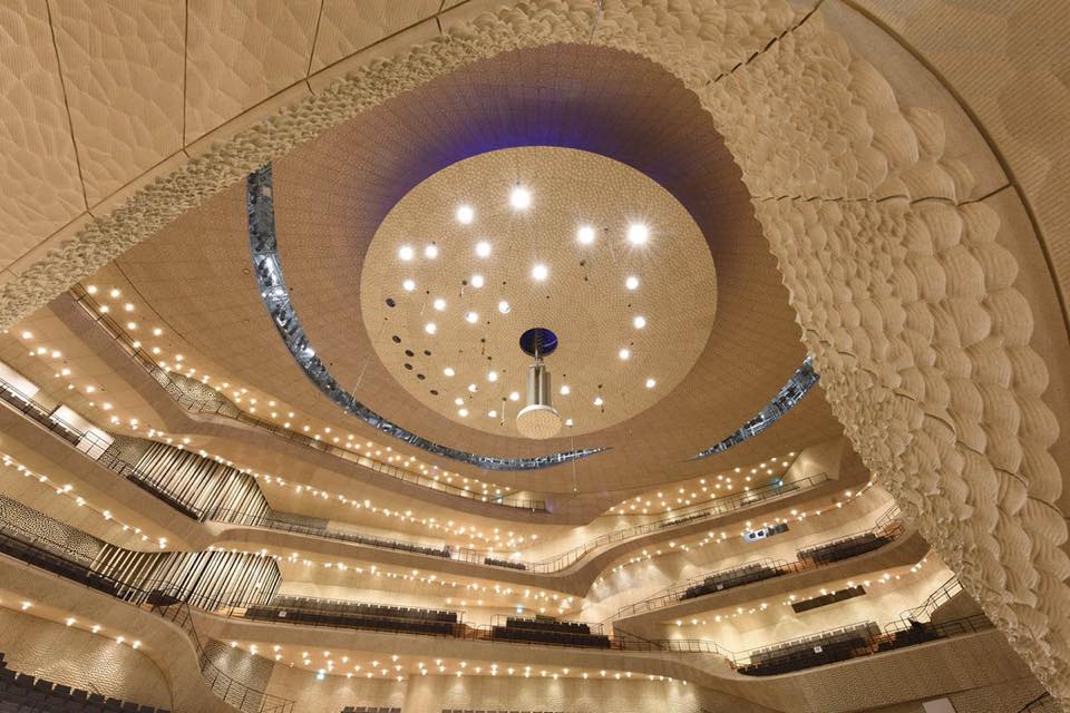 Elbphilharmonie de Hamburgo, interior.